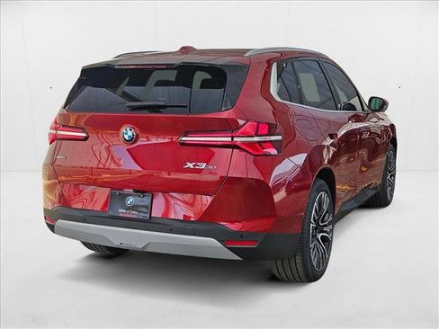 Used 2025 BMW X3 xDrive30i w/ Premium Package image 5