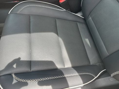 Used 2025 GMC Acadia Denali w/ LPO, Floor Liner Package AWD/4WD image 7