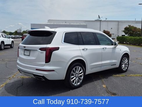 Used 2020 Cadillac XT6 Premium Luxury AWD/4WD image 3