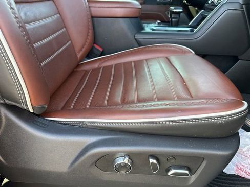 Certified 2025 GMC Sierra 1500 Denali Ultimate image 17