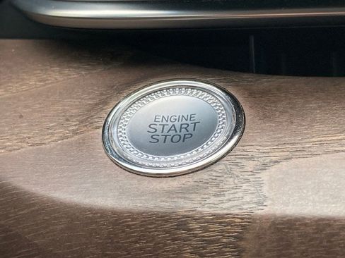 Used 2021 Genesis G80 2.5T w/ Prestige Package image 18