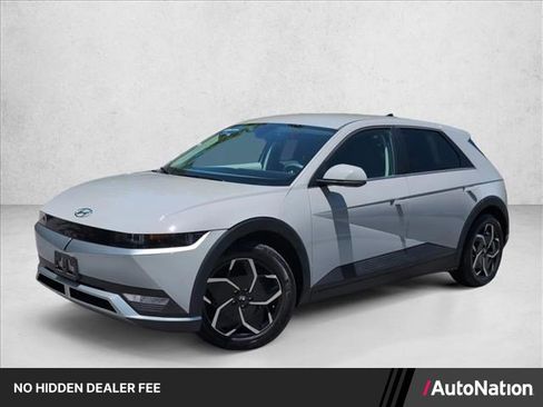 Certified 2024 Hyundai Ioniq 5 SE RWD image 1