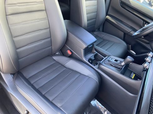 Used 2025 Honda CR-V EX-L image 8