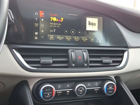 Used 2020 Alfa Romeo Giulia Ti Sport w/ Quick Order Package 22S Sport image 27