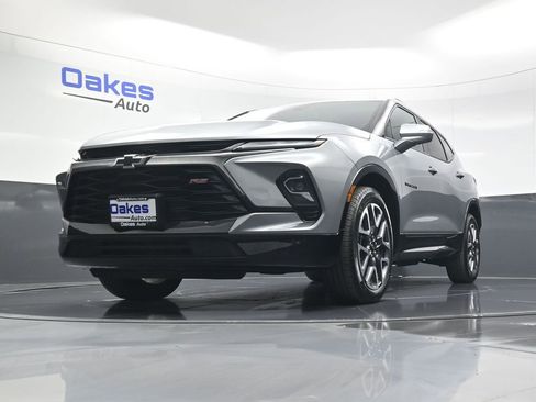Used 2025 Chevrolet Blazer RS image 42