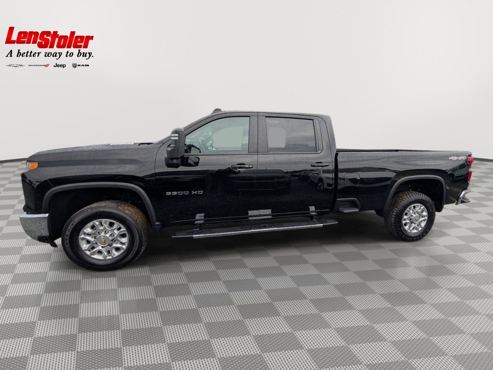 Used 2025 Chevrolet Silverado 3500 LT w/ Safety Package AWD/4WD image 2