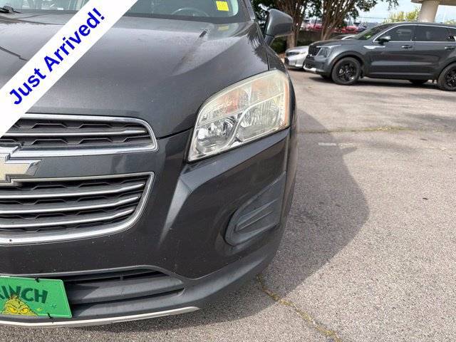 Used 2016 Chevrolet Trax LT w/ LT Convenience Package FWD image 9