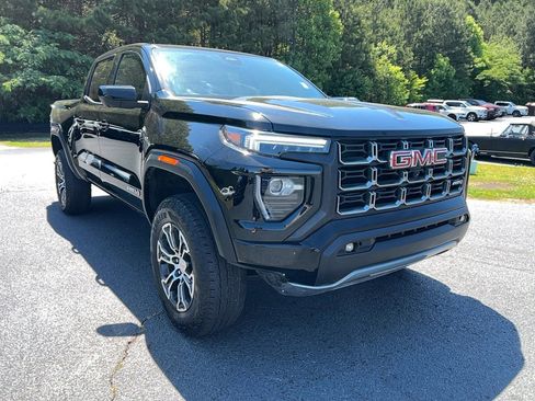 Used 2024 GMC Canyon AT4 w/ Technology Package AWD/4WD image 3