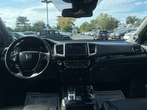 Used 2017 Honda Pilot Elite image 31