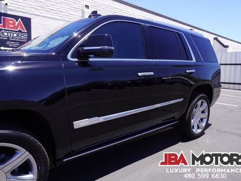 Used 2018 Cadillac Escalade Premium Luxury AWD/4WD image 42