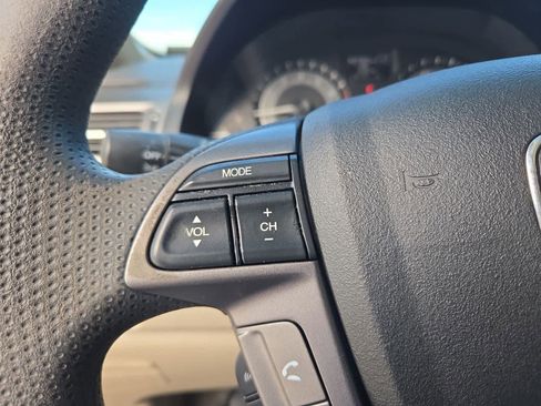 Used 2012 Honda Odyssey EX image 22