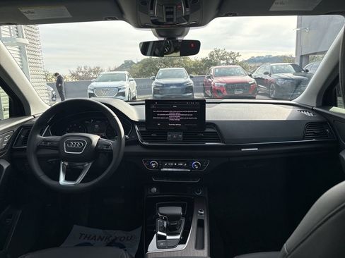 Used 2024 Audi Q5 2.0T Premium image 19