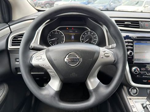 Used 2018 Nissan Murano S w/ Cargo Package FWD image 10