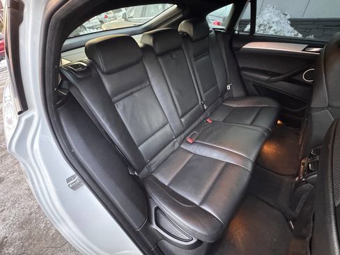 Used 2014 BMW X6 M image 32