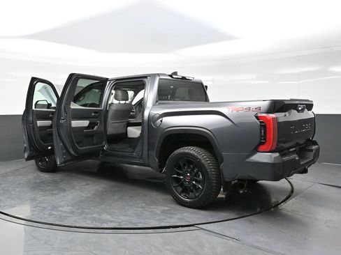 Used 2024 Toyota Tundra Limited w/ TRD Off-Road Package AWD/4WD image 45