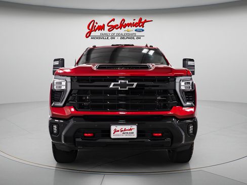 Used 2025 Chevrolet Silverado 2500 LTZ w/ Trail Boss Package AWD/4WD image 2