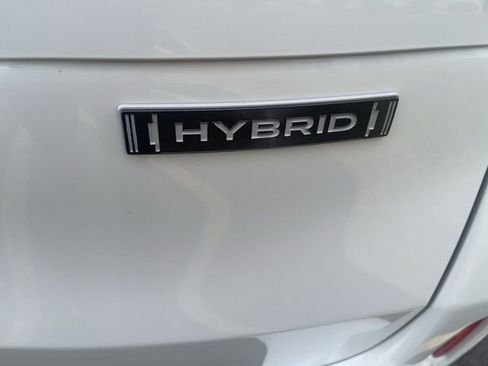 Used 2025 Subaru Forester Premium AWD/4WD image 7
