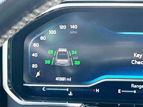 Used 2022 Chevrolet Silverado 1500 RST image 12