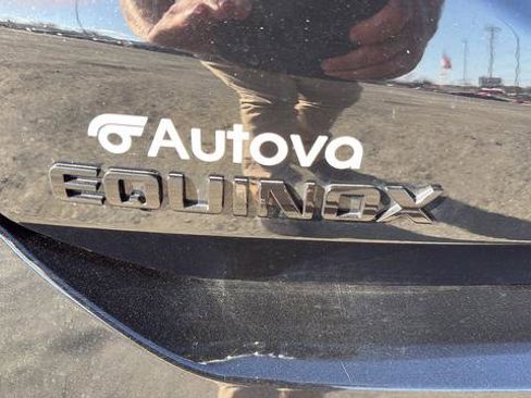 Used 2023 Chevrolet Equinox RS image 13