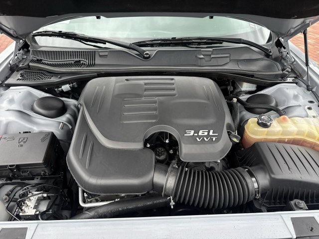 Used 2022 Dodge Challenger GT RWD image 30
