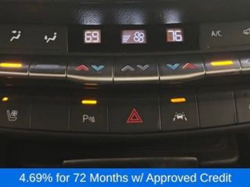 Used 2019 Cadillac XT4 Premium Luxury image 28