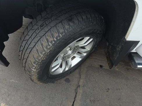 Used 2019 Chevrolet Silverado 1500 LT w/ All Star Edition image 15