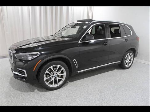Used 2023 BMW X5 xDrive40i AWD/4WD image 3