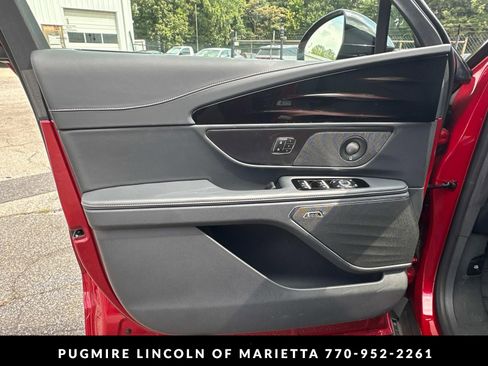 New 2025 Lincoln Nautilus Premier w/ Equipment Group 102A AWD/4WD image 10