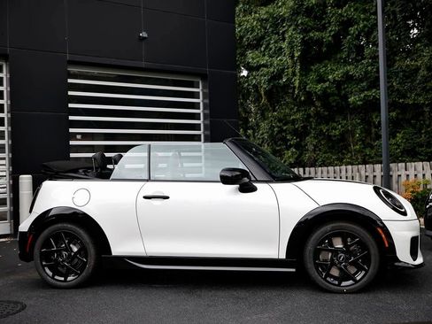 New 2026 MINI Cooper S image 4