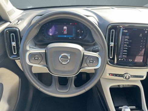 Certified 2024 Volvo XC40 B5 Plus image 26