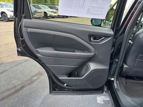 Certified 2025 Subaru Forester Touring w/ Popular Package - Touring AWD/4WD image 31
