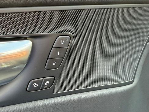 New 2026 Volvo XC60 B5 Plus w/ Protection Package Premier image 10