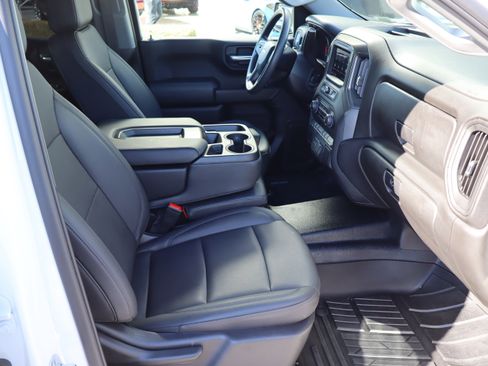 Used 2025 Chevrolet Silverado 1500 W/T w/ WT Value Package image 33