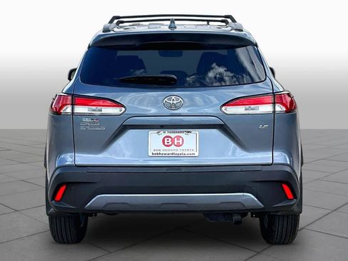 Used 2024 Toyota Corolla Cross LE FWD image 5