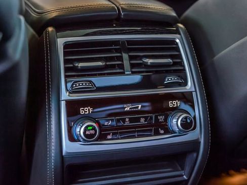 Used 2020 BMW 740i xDrive w/ M Sport Package image 37