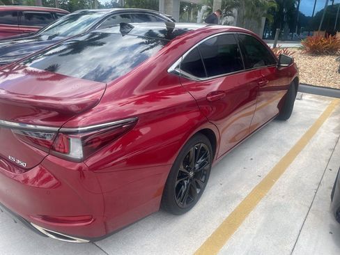 Used 2025 Lexus ES 350 w/ Accessory Package (Z1) FWD image 7