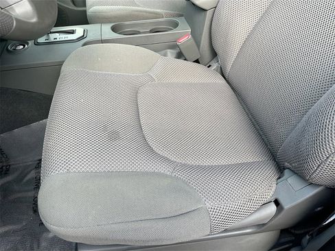 Used 2020 Nissan Frontier SV image 19