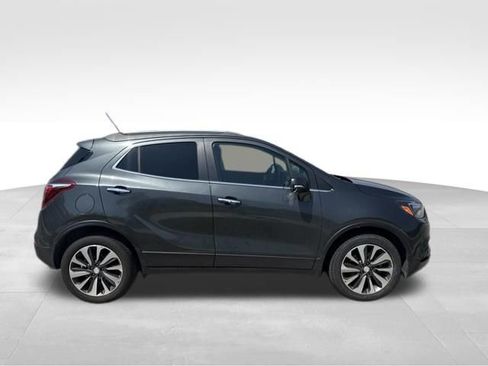 Used 2018 Buick Encore Essence AWD/4WD image 2