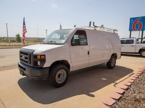 Used 2014 Ford E-150 and Econoline 150 w/ Power Group RWD image 5