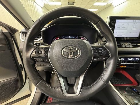 Used 2020 Toyota RAV4 TRD Off-Road image 31