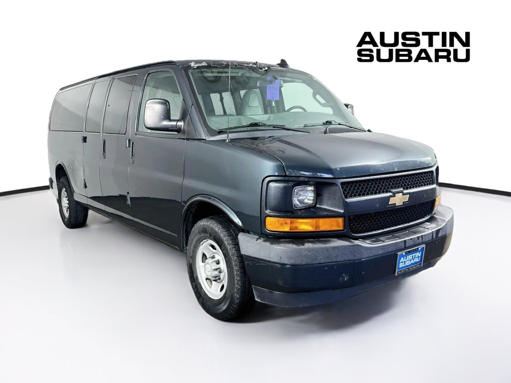 Used 2017 Chevrolet Express 3500 LS RWD image 1