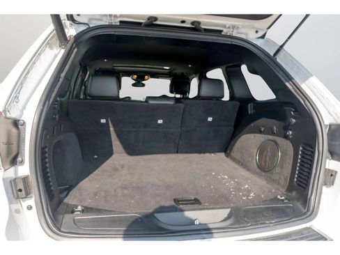 Used 2020 Jeep Grand Cherokee Limited image 29