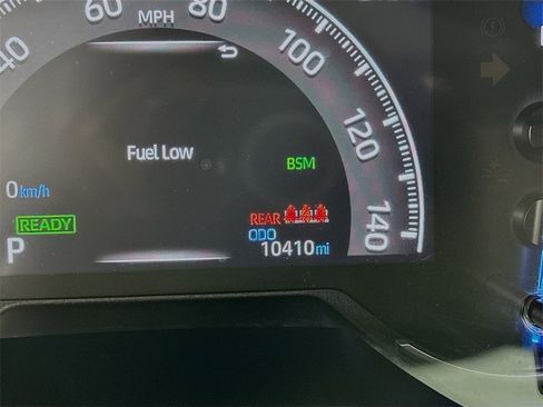 Used 2024 Toyota RAV4 XLE Premium image 15