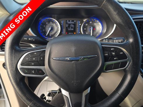 Used 2021 Chrysler Voyager Lxi image 6