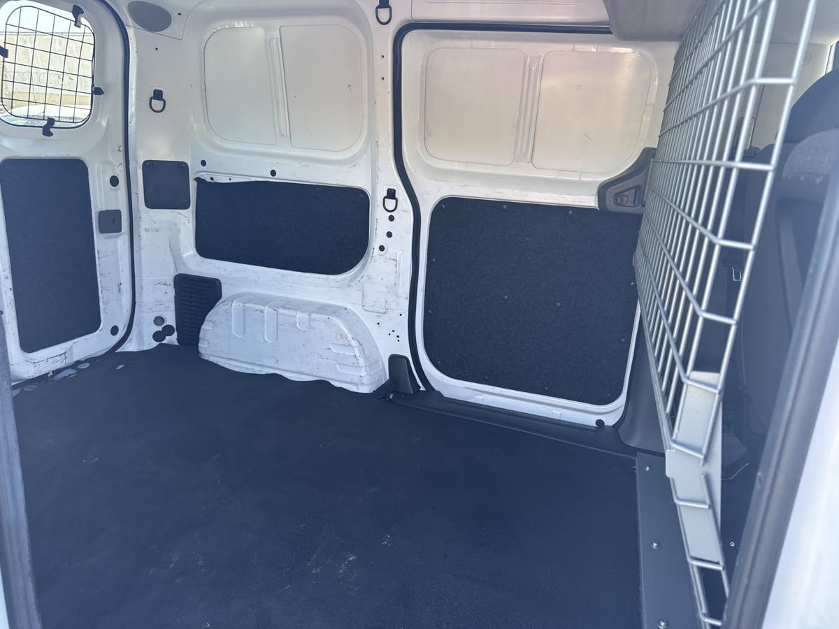 Used 2021 Nissan NV200 SV w/ Sliding Door Glass Package FWD image 10