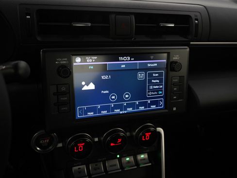 Used 2023 Toyota GR86 Premium image 18