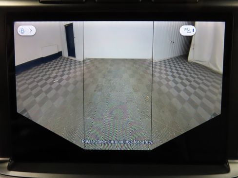 Used 2024 Ford F150 XLT w/ Tow/Haul Package image 18