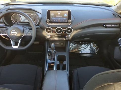 Used 2025 Nissan Sentra SR w/ Midnight Edition FWD image 13