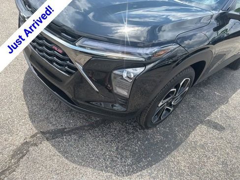 New 2026 Chevrolet Trax RS FWD image 9