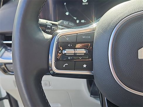 Certified 2024 Kia Carnival SX Prestige image 29